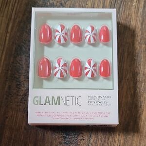 Glamnetic Coral & White Peppermint Press-On Nails